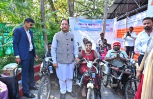 मुख्यमंत्री जनदर्शन में दिव्यांगजनों को मिली राहत
