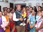 वनमंत्री श्री केदार कश्यप से बीजापुर के पंच-सरपंचों ने की सौजन्य भेंट