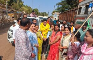 युवा संवाद कार्यक्रम के तहत नवनियुक्त युवा मोर्चा जिलाध्यक्ष राहुल असरानी का बचेली–किरंदुल में भव्य स्वागत |