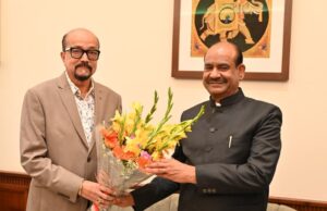 राज्यपाल श्री रमेन डेका ने लोकसभा अध्यक्ष श्री ओम बिरला से सौजन्य भेंट की