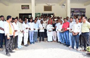 उपमुख्यमंत्री ने कबीर कुटियों को वाद्ययंत्रों के लिए 4.25 लाख रूपए का किया वितरण