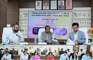 बच्चों के भविष्य निर्माण के लिए विद्यालयों में बनाएं बेहतर वातावरण: मंत्री श्री राम विचार नेताम