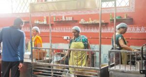 राज बिहान रसोई से आत्मनिर्भर बनीं महिलाएं