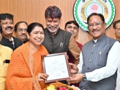 मुख्यमंत्री श्री विष्णु देव साय से नवनिर्वाचित राज्यसभा सदस्य श्रीमती लक्ष्मी वर्मा ने की सौजन्य मुलाकात