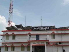 जनपद पंचायत मुंगेली 3 वर्षो से शासकीय संपत्ति स्वचलित शौचालय को खेत में छोड सोएं है गहरे नींद में