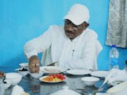 मुख्यमंत्री श्री विष्णु देव साय ने बैगा समाज के साथ किया सामूहिक भोजन, आत्मीय संवाद से मजबूत हुआ विश्वास