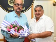 राज्यपाल श्री रमेन डेका से पर्यटन मंत्री श्री अग्रवाल ने की मुलाकात