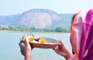 सोमनाथ स्वाभिमान पर्व पर मधेश्वर महादेव पर्वत में हुई विशेष पूजा-अर्चना