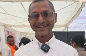 कृषक संतोष साहू को मिला केसीसी और पासबुक