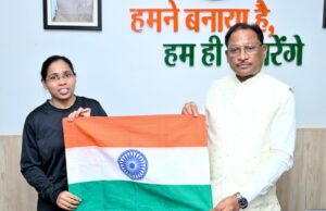 माउंट एवरेस्ट विजेता अमिता श्रीवास के स्वास्थ्य लाभ हेतु राज्य सरकार सजग : मुख्यमंत्री श्री विष्णु देव साय