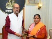 राज्यपाल श्री डेका से राष्ट्रीय पिछड़ा वर्ग आयोग की अध्यक्ष साध्वी निरंजन ज्योति ने की सौजन्य भेंट