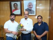 राज्यपाल श्री डेका से छत्तीसगढ़ कायाकिंग-कैनोइंग एसोसिएशन के पदाधिकारियों ने भेंट की