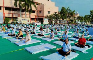 अच्छे शारीरिक और मानसिक स्वास्थ्य के लिए रोज करें योग – श्री अरुण साव