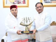 मुख्यमंत्री श्री विष्णुदेव साय से कर्नाटक के राज्यपाल श्री थावरचंद गहलोत ने की सौजन्य भेंट