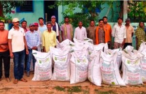 तिलहन उत्पादन बढ़ाने की दिशा में सशक्त पहल, कोटमीकला के किसानों को मिला उन्नत मूंगफली बीज