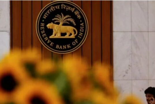 AI के निशाने पर आपका बैंक अकाउंट…. Mythos से निपटने के लिए RBI तैयार, बैंकों को किया अलर्ट