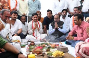 केंद्रीय राज्य मंत्री श्री तोखन साहू और उप मुख्यमंत्री श्री अरुण साव ने 10 करोड़ के कार्यों का किया भूमिपूजन