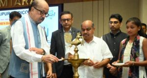 चिकित्सा में आधुनिक तकनीक के साथ मानवीय संवेदनाएं भी जरूरी है – राज्यपाल श्री डेका