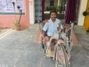 24 घंटे में दिव्यांग तक पहुंची ट्राइसाइकिल