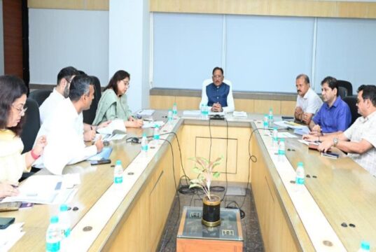 शासन की जनकल्याणकारी योजनाओं का करें समयबद्ध क्रियान्वयन , प्रत्येक पात्र व्यक्ति को मिले शासन की योजनाओं का लाभ : मुख्यमंत्री श्री विष्णुदेव साय