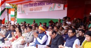 स्वतंत्रता दिवस समारोह: शालेय विद्यार्थियों की सांस्कृतिक प्रस्तुतियों ने बांधा समां