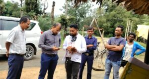 कलेक्टर ने परखी डिजिटल गिरदावरी और आयुष्मान शिविरों की जमीनी हकीकत