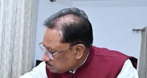मुख्यमंत्री श्री विष्णुदेव साय ने पंडित दीनदयाल उपाध्याय की जयंती पर उन्हें किया नमन