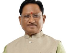 मुख्यमंत्री श्री विष्णु देव साय की संवेदनशील पहल से 10 वर्षीय ऋतिक के इलाज के लिए 18 लाख रुपये स्वीकृत