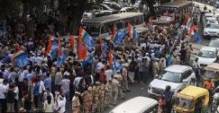 दिल्लीवालो आज संभलकर, 22 इलाकों में पुलिस की नाकेबंदी-रूट डायवर्जन, ट्रैफिक एडवाइजरी को ध्यान से पढ़ लें