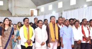 : सेवा संकल्प अभियान के तहत कबीरधाम में निकली भव्य सेवा ज्योति यात्रा, उप मुख्यमंत्री श्री विजय शर्मा हुए शामिल